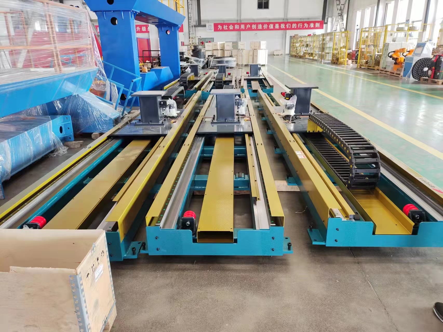 為什么要給機(jī)器人配上腿走路-機(jī)器人地軌